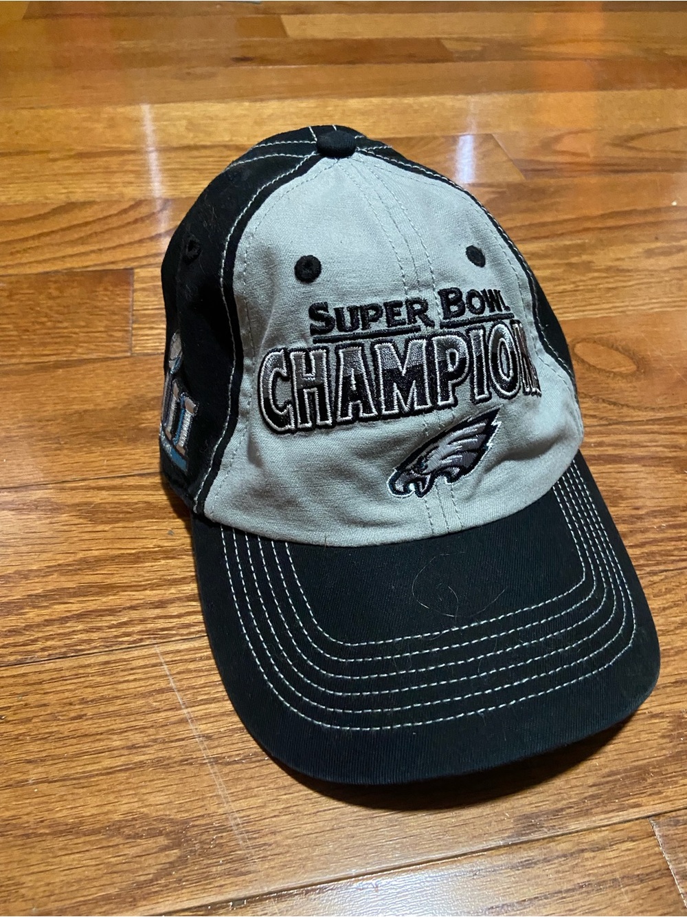 NWT Philadelphia Eagles Super Bowl Champions Hat